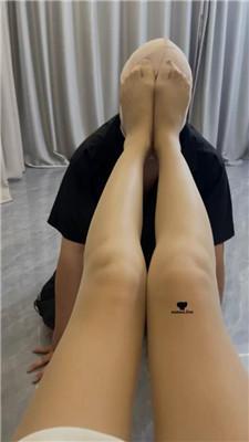 【素人挖掘机】骑马转胯/踩踏人肉地毯/深喉 bf43323 艾彩调教库 第16张