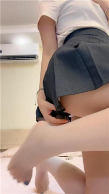 【草莓奶昔O】变t哥哥进 JS240802-7 艾彩调教库 第3张