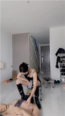 【甜一】高跟长靴踩虐/坐脸窒息/喂圣水 bf43441 艾彩调教库 第15张
