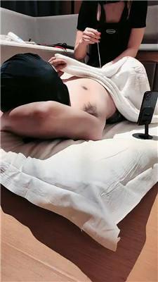 【长沙小雪】肉丝脚狂舔/碾压踩狗头/吃丝袜 JS240802-36 艾彩调教库 第19张