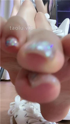 【絵子樣S】偷窥学妹被抓包羞辱 JS240806-30 艾彩调教库 第19张