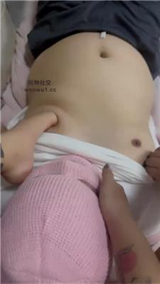 【七七】舔纹身小妹的臭脚/耳光/虐乳 JS240813-17 艾彩调教库 第18张
