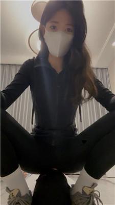 【樱子大人】老爹鞋白袜玩虐-骑马转胯/坐脸窒息/喂圣水 bf43430 艾彩调教库 第8张