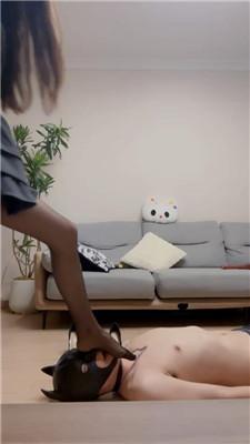 【还没想好什么名】虐乳/黑丝脚插嘴/坐脸窒息/踢裆 bf43403 艾彩调教库 第20张