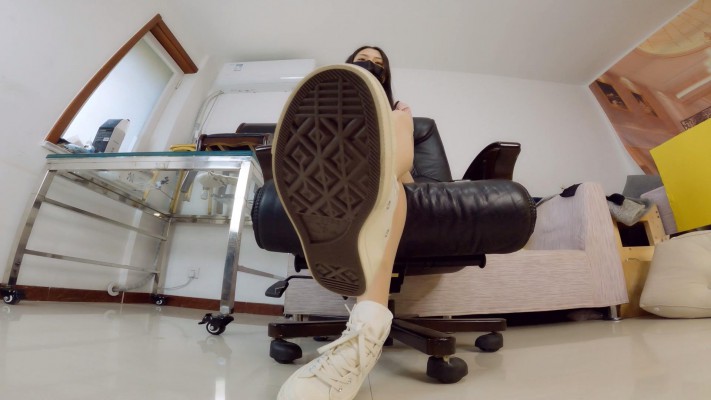 【1080P】 晓G姐姐全语言GTS帆布鞋践踏羞辱玩弄你 POV YC-240808-2 艾彩调教库 第10张