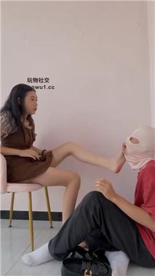 【小清】抽耳光/坐脸窒息/踢裆/皮鞋黑棉袜气味辱 bf43553 艾彩调教库 第14张