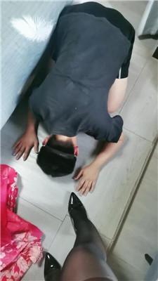 【晓安公主】骑马/黑丝高跟踩虐地毯狗 bf43376-HD绳艺资源网