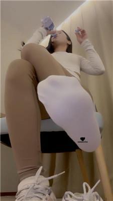 【漫漫大人】瑜伽老师寸止流鲸 JS240803-3 艾彩调教库 第12张
