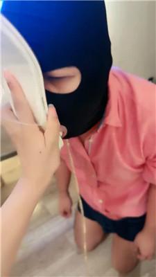 【腓腓】跪舔脏拖鞋/踩踏地毯奴 JS240805-4 艾彩调教库 第9张