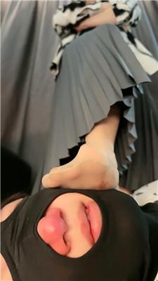 【辣姐】沉浸式-除臭驯化-深吸臭脚味道 bf43556 艾彩调教库 第15张