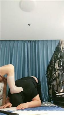 【喵酱紫】白丝全体重踩踏/原味塞嘴/骑马 JS240803-20 艾彩调教库 第13张