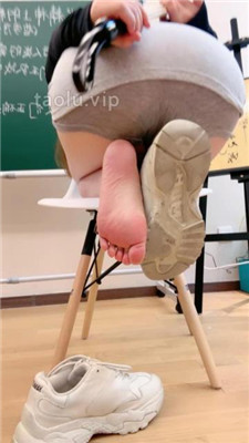 【Verin维因S】女老师第一视角 JS240803-10 艾彩调教库 第12张