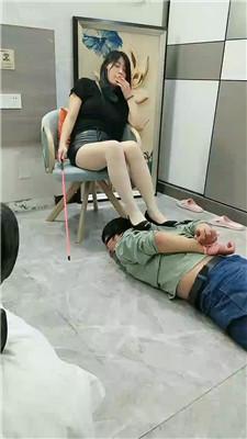 【到处】反绑-鞭打踢踹踩踏【双视角版】 JS240810-13 艾彩调教库 第6张