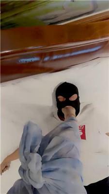 【领主老大】脚插嘴/玉足全体重踩踏 bf43511 艾彩调教库 第7张