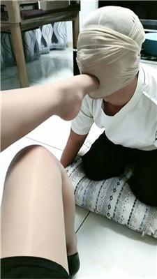 【斯S】周末人形犬下跪伺候【上】JS240811-11 艾彩调教库 第5张