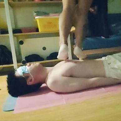 【啦啦啦】东北双女主暴虐 ACYC-3497 艾彩调教库 第8张