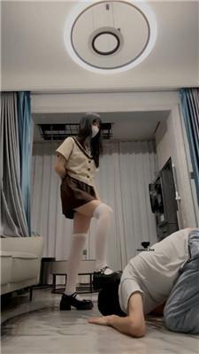 【樱子大人】皮鞋白丝踩虐/骑马转胯/虐乳/坐脸窒息 bf43327 艾彩调教库 第5张