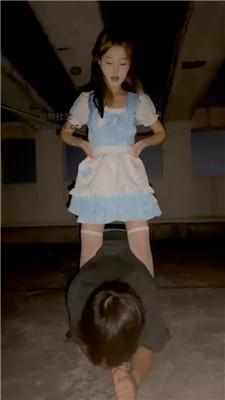 【娜娜】可爱女生范-户外公开处刑 bf43524 艾彩调教库 第6张