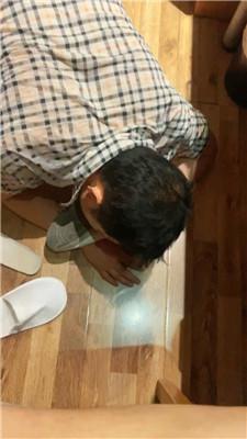 【妍主】裸足狂舔/强制闻臭鞋/内裤套头/白袜塞嘴 JS240804-12 艾彩调教库 第5张