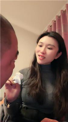 【蜜雪】狗头就是给我放东西的/吃纸巾/拖鞋白袜踩 JS241025-12 网友原创 第3张