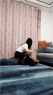 【婉婷殿下】高跟长靴+小白鞋黑丝全体重踩踏【双视角版】 JS241117-15 网友原创 第5张