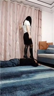 【婉婷殿下】高跟长靴+小白鞋黑丝全体重踩踏【双视角版】 JS241117-15 网友原创 第8张