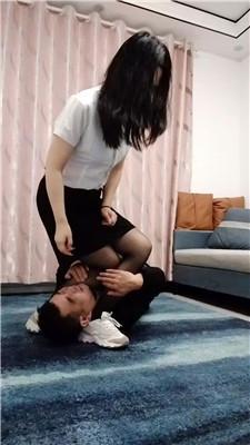 【婉婷殿下】高跟长靴+小白鞋黑丝全体重踩踏【双视角版】 JS241117-15 网友原创 第20张
