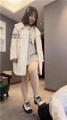 【狗哥】女友约会回家-舔脏鞋耳光/踩踏闻臭鞋 bf47420-HD绳艺资源网