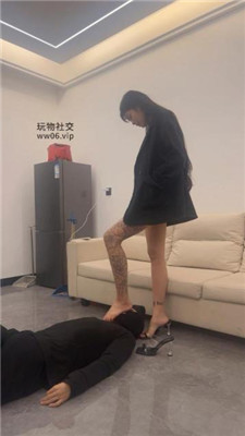 【白鹭】长腿纹身小姐姐-踢裆踩踏坐脸窒息 bf47588 网友原创 第13张