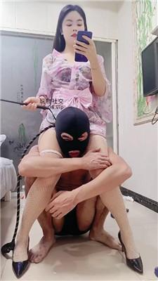 【苏苏不苏】胶带封嘴/骑马转胯/高跟网袜踩/鞭打 bf47793 网友原创 第8张