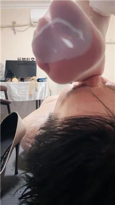 【可馨大大】高跟踢裆/掐乳/保鲜膜捆绑/踩踏/圣水淋浴 JS241211-29 网友原创 第9张