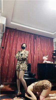 【冷颜】母畜-刑架捆绑虐挠痒/趴舔高跟黑丝/物化脚垫 JS241211-30 网友原创 第3张