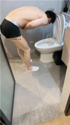 【南京欣欣子】短靴踢裆踩/虐乳/坐废瘦狗/喝圣水 JS241211-28 网友原创 第13张