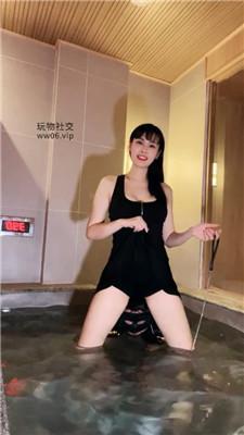 【松紫大大】温泉酒店施水刑-踩踏胯下辱-窒息滴蜡 bf48079 网友原创 第8张