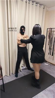 【可馨大大】夹手指酷刑/高跟+短靴踩踏/踢裆鞭打 JS241209-2 网友原创 第2张