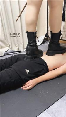 【可馨大大】夹手指酷刑/高跟+短靴踩踏/踢裆鞭打 JS241209-2 网友原创 第12张