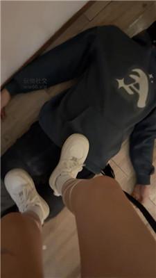 【九月】骑狗背/清理小白鞋白袜/滴蜡吐口水 JS241214-20 网友原创 第13张
