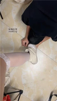 【小猫是S】哥哥偷舔鞋被发现-踩踏喂食/骑马踢裆/强制闻鞋 bf48124 网友原创 第4张