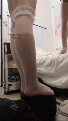 【小猫是S】哥哥偷舔鞋被发现-踩踏喂食/骑马踢裆/强制闻鞋 bf48124 网友原创 第14张