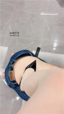 【优优sama】偷闻原味被发现-高跟踩/鞭打/清理脚趾缝 bf48130 网友原创 第9张