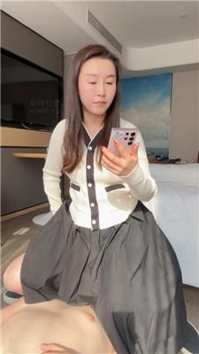 【金融女主】坐在狗脸上聊天 JS250102-41-HD绳艺资源网