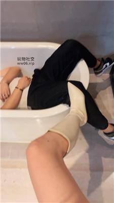 【诗诗】浴缸虐-圣水淋浴/高跟长靴踩/鞭打坐脸窒息/骑马 JS250102-22-HD绳艺资源网