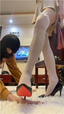 【咏慈】坐脸窒息-白丝美腿诱惑踩-滴蜡 bf48940 艾彩调教库 第19张
