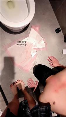 【喵喵大王】圣水淋浴/镜前美腿踩踏喂食 bf48925 网友原创 第12张