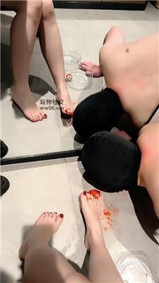【喵喵大王】圣水淋浴/镜前美腿踩踏喂食 bf48925 网友原创 第14张