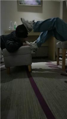【乔伊】沉浸式舔闻素人姐姐的运动鞋白袜【双视角版】JS250101-10 网友原创 第2张