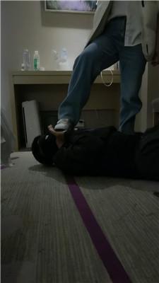 【乔伊】沉浸式舔闻素人姐姐的运动鞋白袜【双视角版】JS250101-10 网友原创 第13张