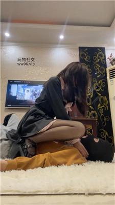【咏慈】学生妹皮鞋黑丝踩虐 bf48919 网友原创 第14张