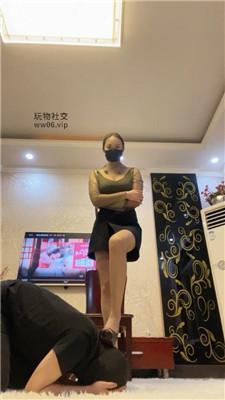 【颜主】丝袜脚深喉/散鞭狂抽/高跟踩/虐乳坐脸窒息 bf48887 网友原创 第2张