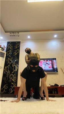 【颜主】丝袜脚深喉/散鞭狂抽/高跟踩/虐乳坐脸窒息 bf48887 网友原创 第20张